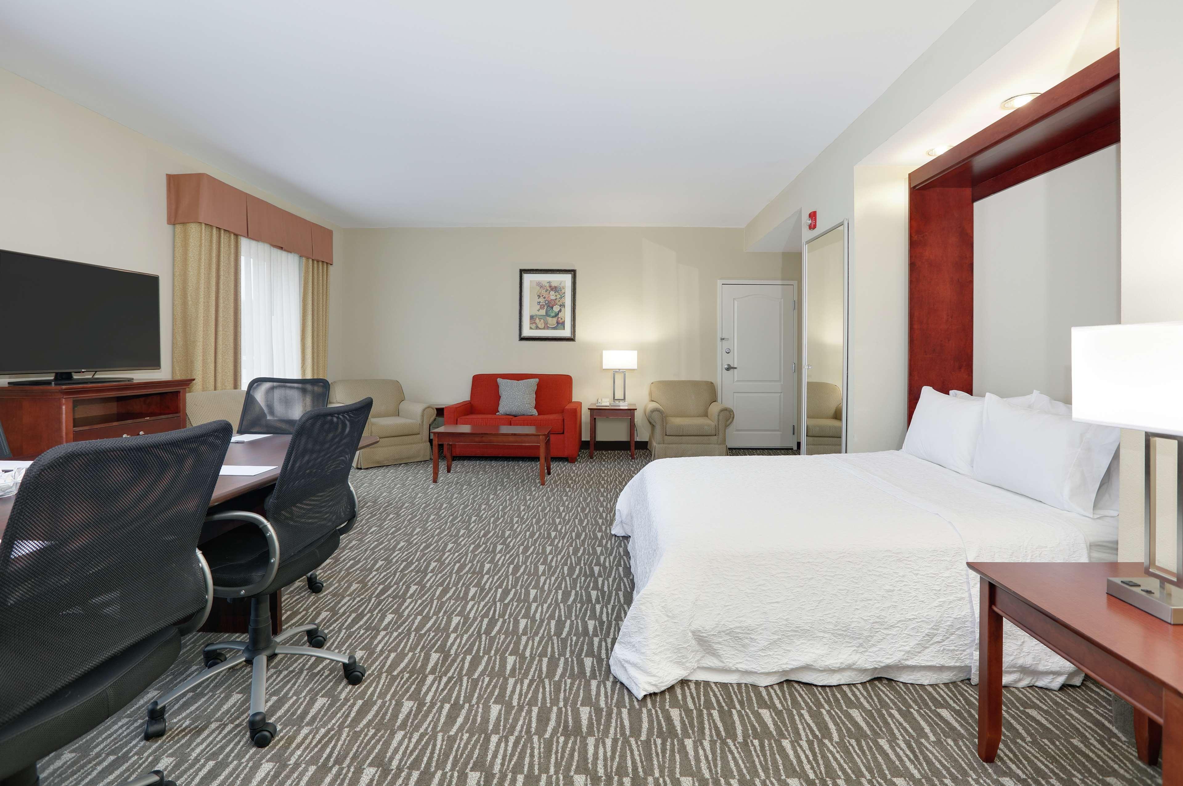 Hampton Inn & Suites Southern Pines-Pinehurst Aberdeen Екстер'єр фото
