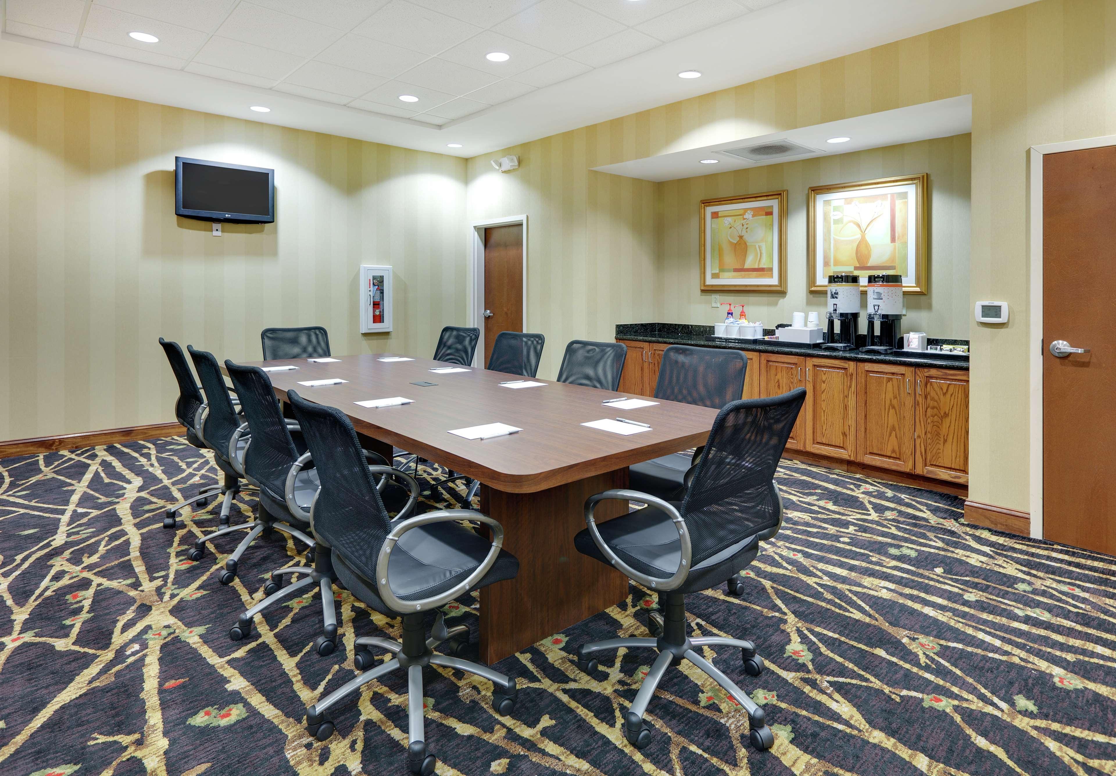 Hampton Inn & Suites Southern Pines-Pinehurst Aberdeen Екстер'єр фото