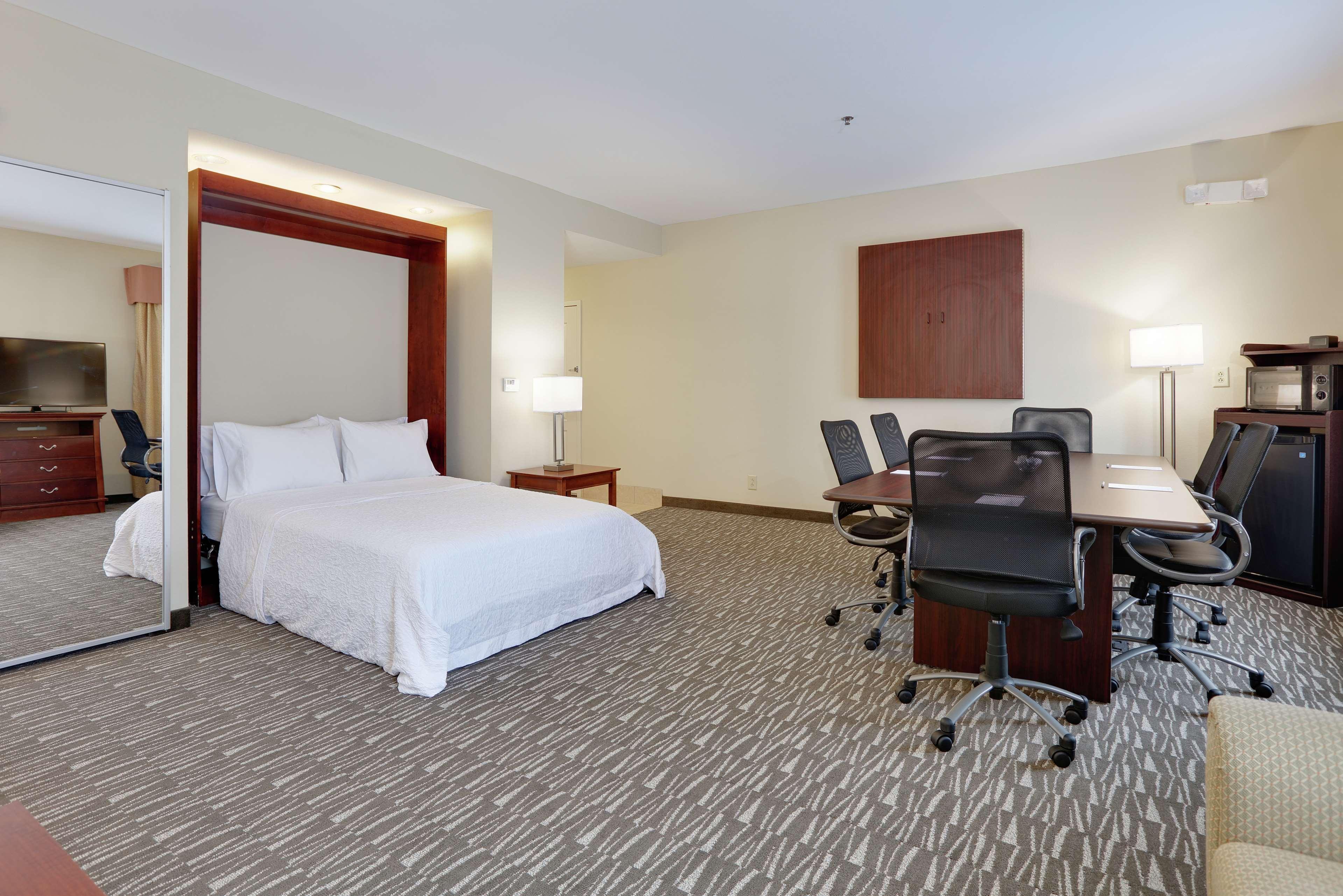 Hampton Inn & Suites Southern Pines-Pinehurst Aberdeen Екстер'єр фото
