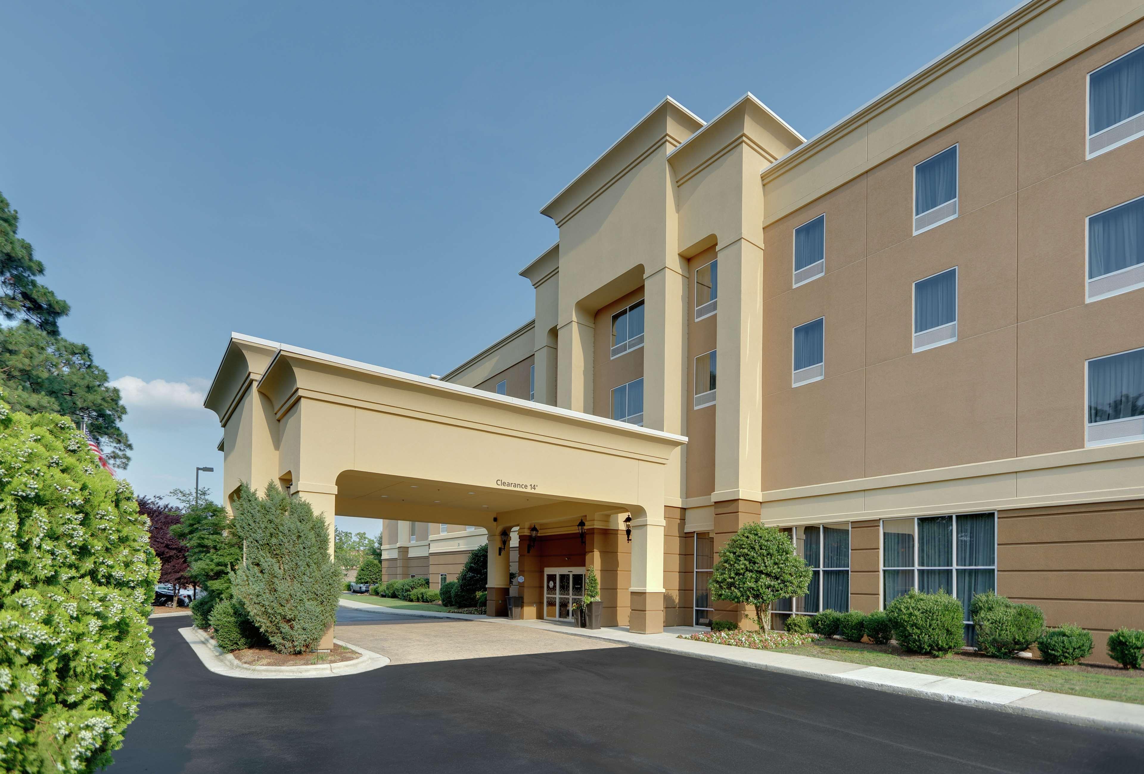 Hampton Inn & Suites Southern Pines-Pinehurst Aberdeen Екстер'єр фото